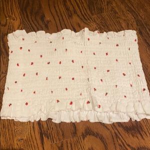 Kendall and Kylie strawberry tube top